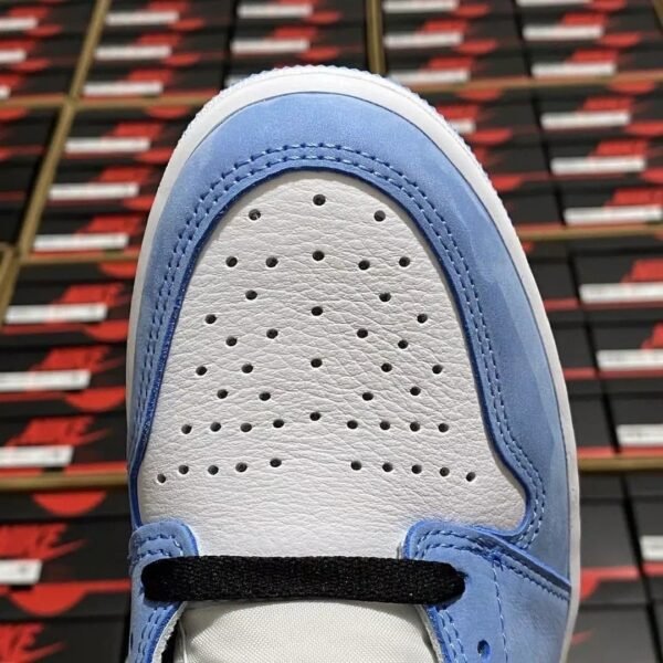 Nike Pallets For Sale - Image 11